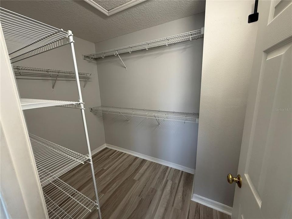For Rent: $2,795 (3 beds, 2 baths, 1683 Square Feet)