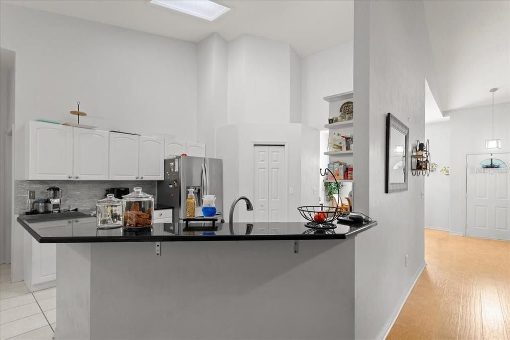 For Sale: $454,900 (4 beds, 3 baths, 2291 Square Feet)