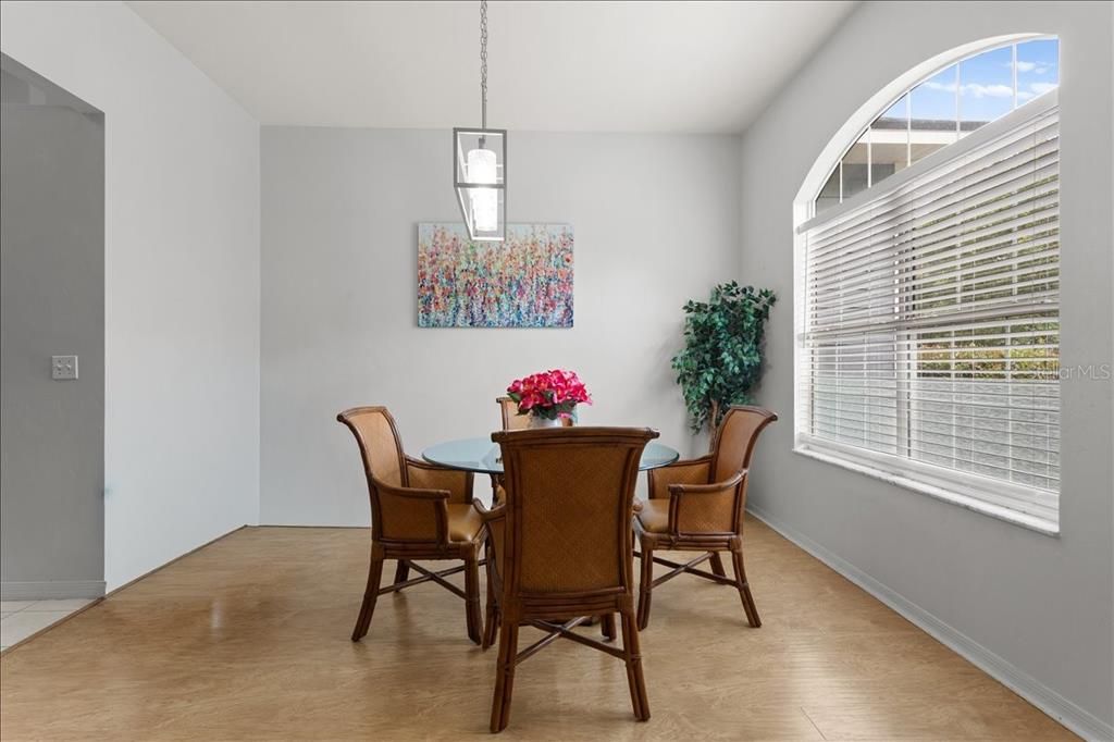 For Sale: $454,900 (4 beds, 3 baths, 2291 Square Feet)