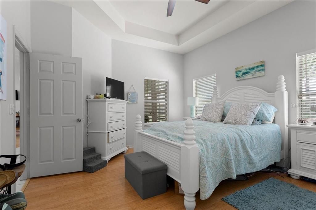 For Sale: $454,900 (4 beds, 3 baths, 2291 Square Feet)