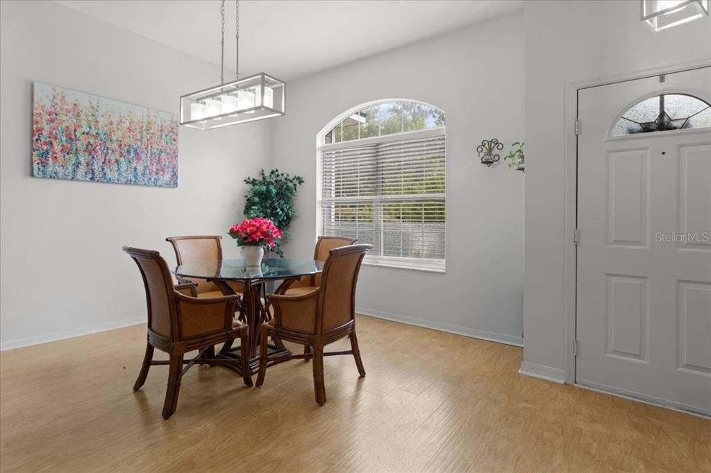 For Sale: $454,900 (4 beds, 3 baths, 2291 Square Feet)