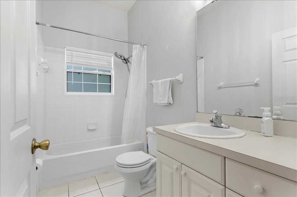 For Sale: $454,900 (4 beds, 3 baths, 2291 Square Feet)