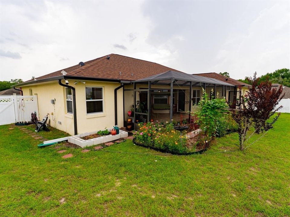 En Venta: $325,000 (3 camas, 2 baños, 2191 Pies cuadrados)