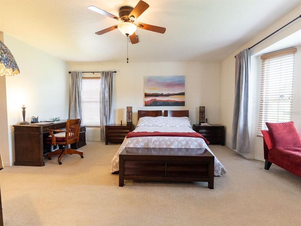 En Venta: $325,000 (3 camas, 2 baños, 2191 Pies cuadrados)
