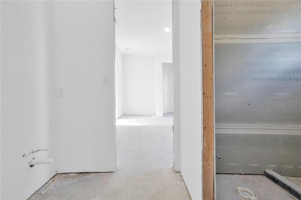 For Sale: $1,200,000 (4 beds, 4 baths, 4923 Square Feet)