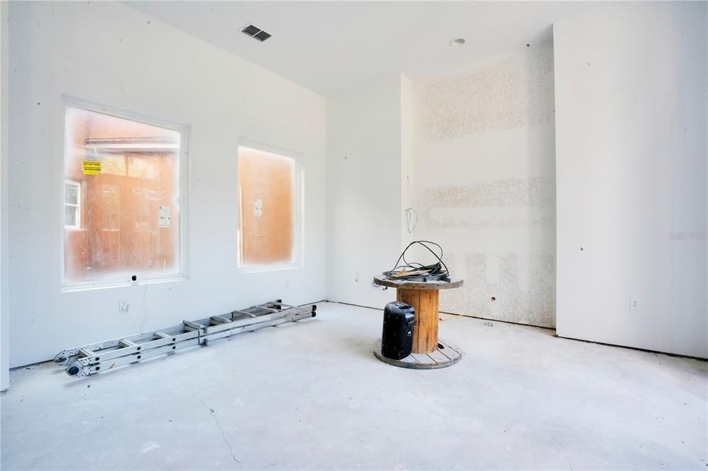 For Sale: $1,200,000 (4 beds, 4 baths, 4923 Square Feet)