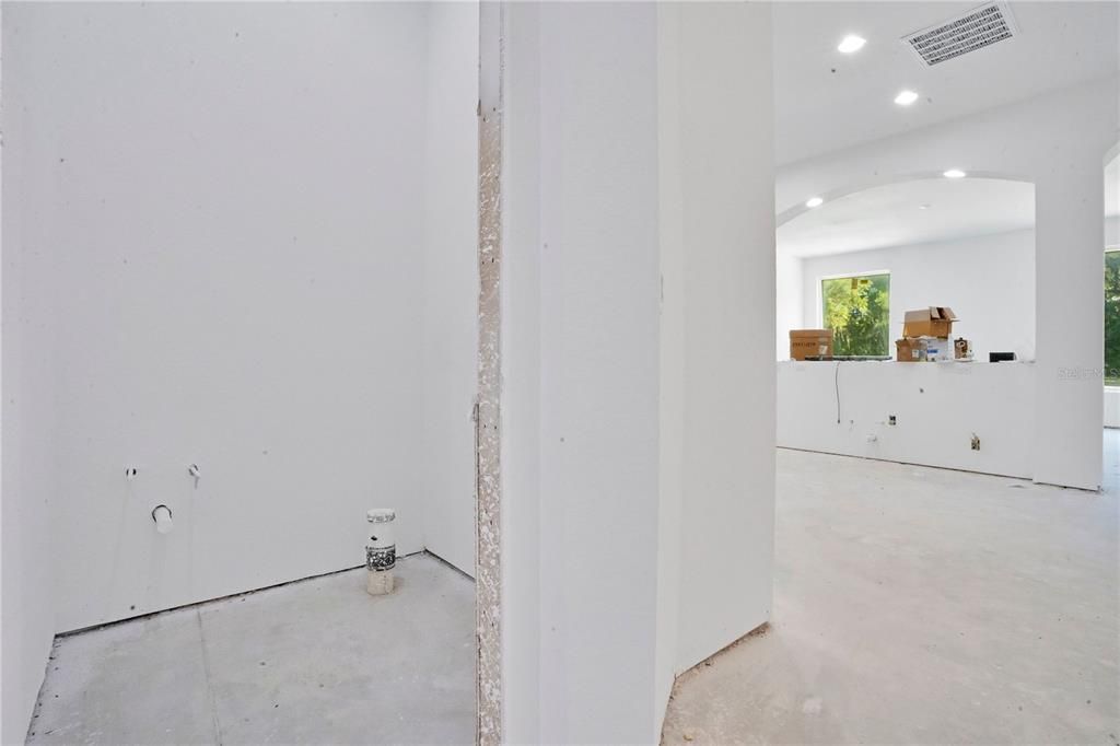 For Sale: $1,200,000 (4 beds, 4 baths, 4923 Square Feet)
