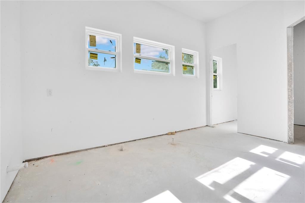 For Sale: $1,200,000 (4 beds, 4 baths, 4923 Square Feet)