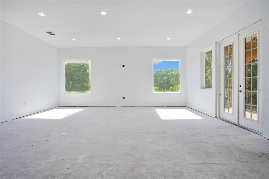 For Sale: $1,200,000 (4 beds, 4 baths, 4923 Square Feet)