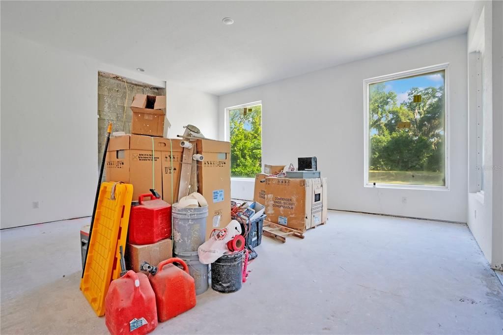 For Sale: $1,200,000 (4 beds, 4 baths, 4923 Square Feet)