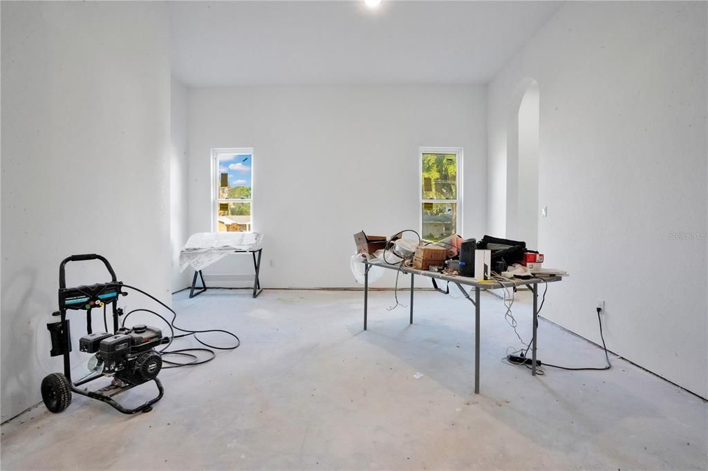 For Sale: $1,200,000 (4 beds, 4 baths, 4923 Square Feet)