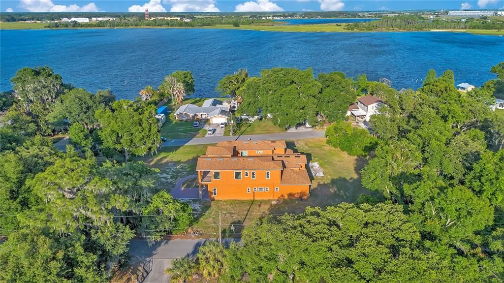 For Sale: $1,200,000 (4 beds, 4 baths, 4923 Square Feet)