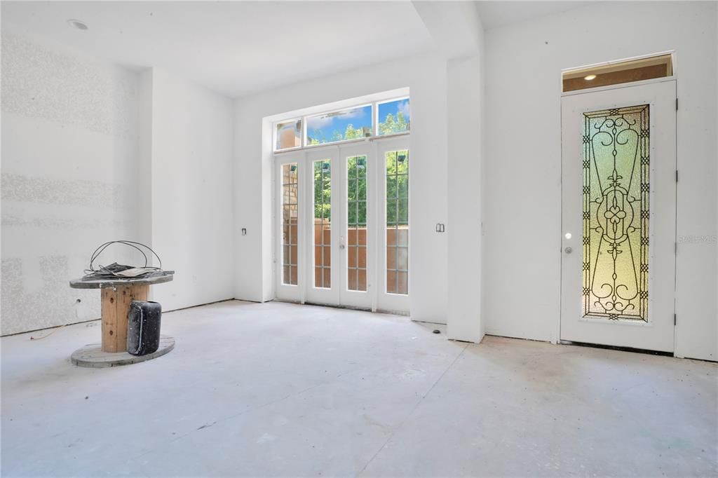 For Sale: $1,200,000 (4 beds, 4 baths, 4923 Square Feet)