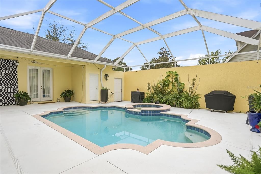 En Venta: $793,999 (4 camas, 3 baños, 3148 Pies cuadrados)