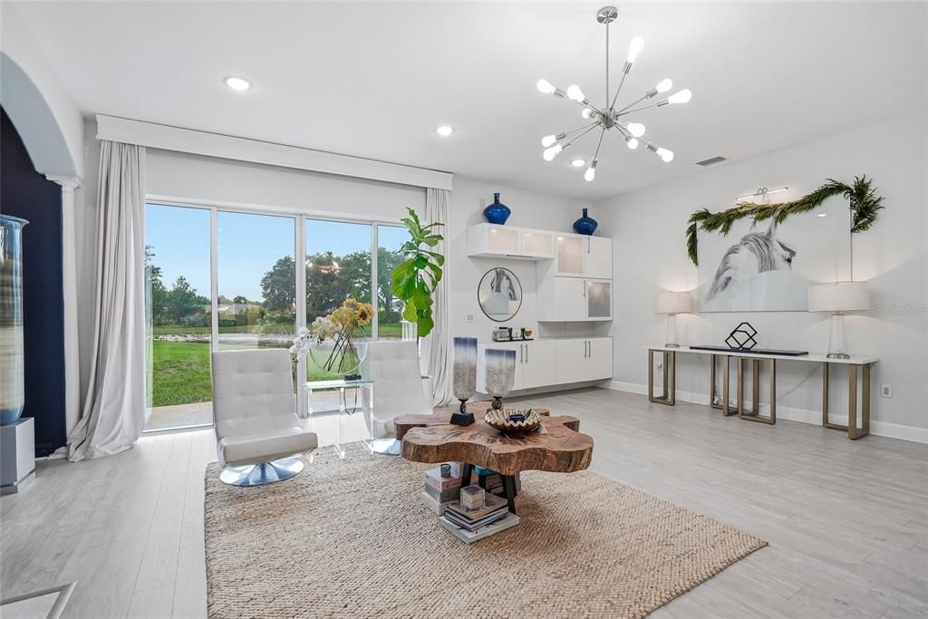 En Venta: $793,999 (4 camas, 3 baños, 3148 Pies cuadrados)