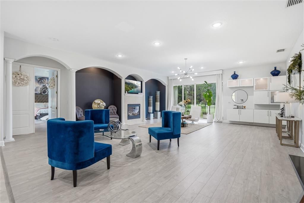 En Venta: $793,999 (4 camas, 3 baños, 3148 Pies cuadrados)