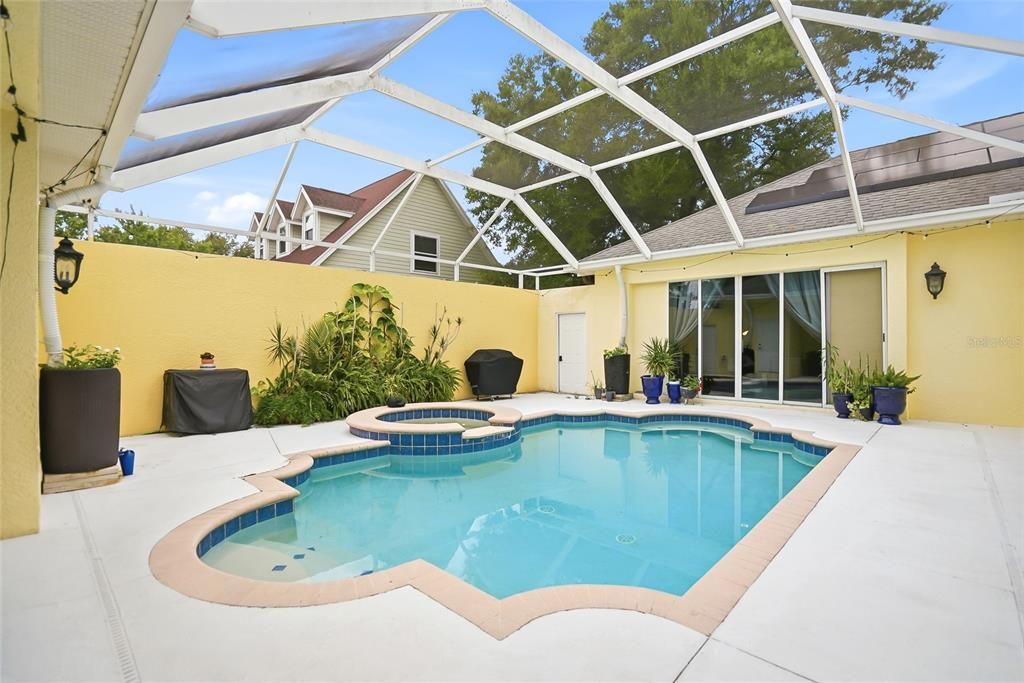 En Venta: $793,999 (4 camas, 3 baños, 3148 Pies cuadrados)