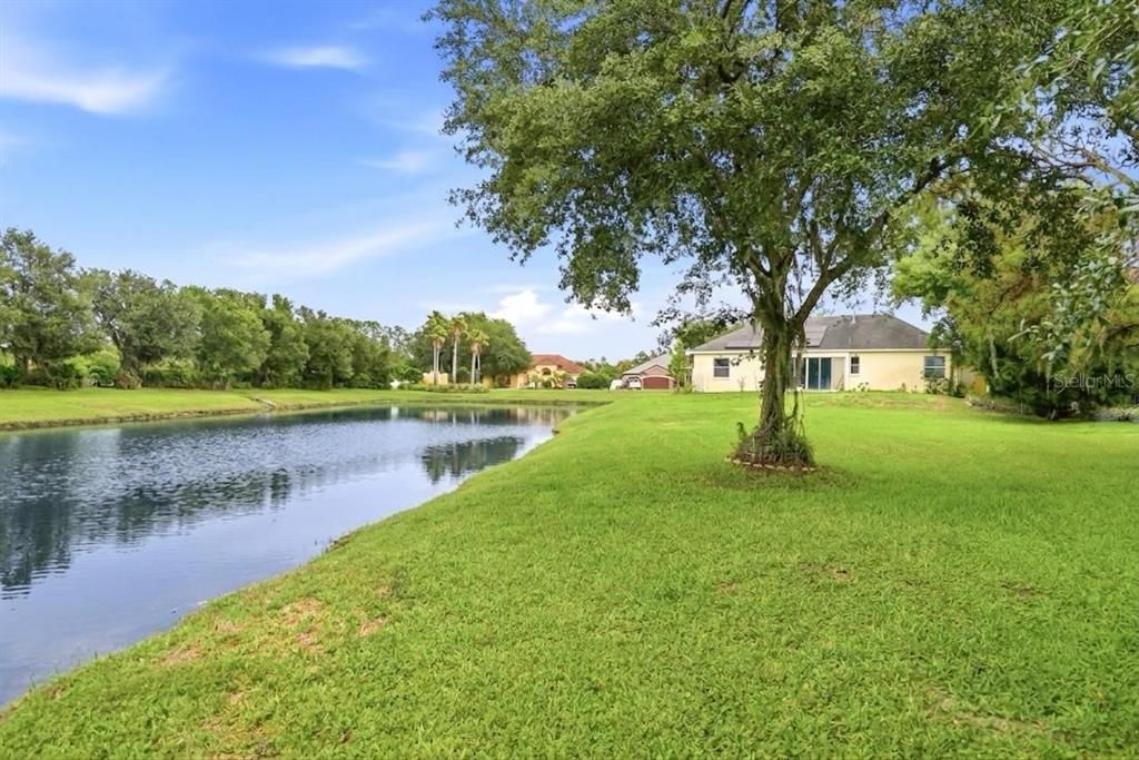 En Venta: $793,999 (4 camas, 3 baños, 3148 Pies cuadrados)