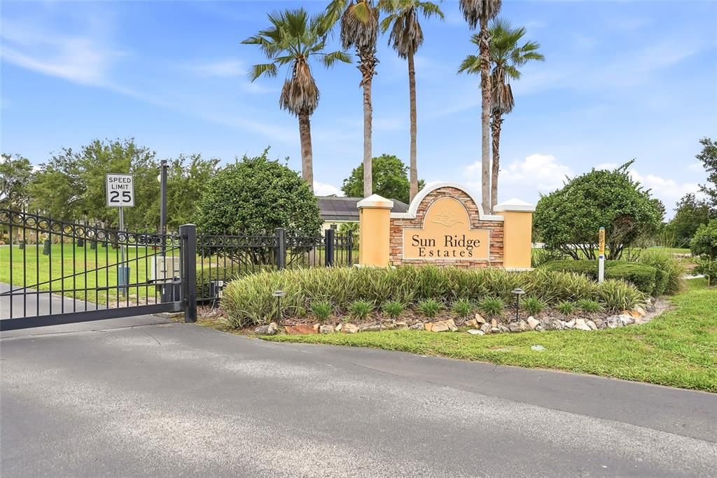 En Venta: $793,999 (4 camas, 3 baños, 3148 Pies cuadrados)
