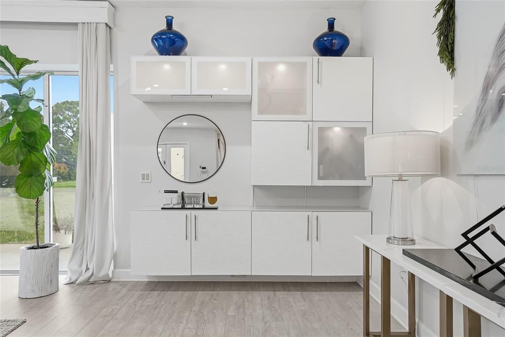 En Venta: $793,999 (4 camas, 3 baños, 3148 Pies cuadrados)