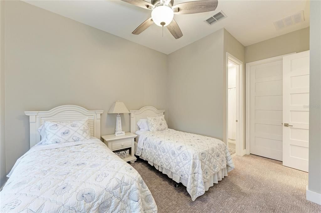 For Sale: $799,000 (4 beds, 3 baths, 2507 Square Feet)
