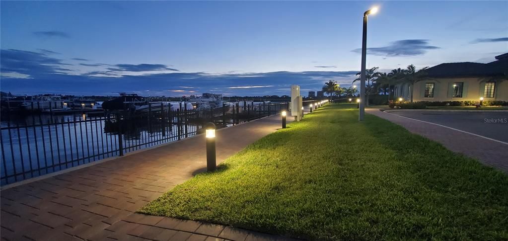 For Sale: $799,000 (4 beds, 3 baths, 2507 Square Feet)