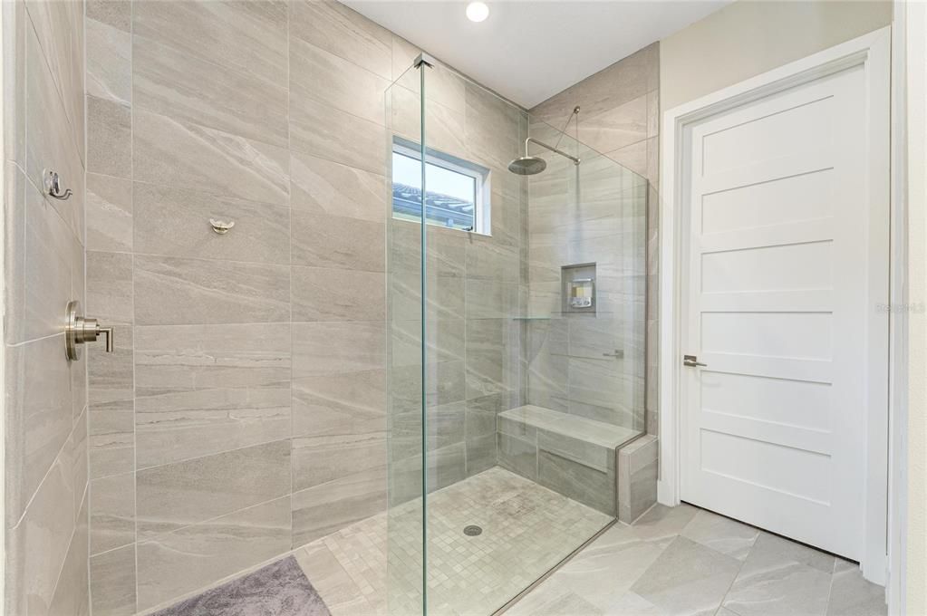 For Sale: $799,000 (4 beds, 3 baths, 2507 Square Feet)