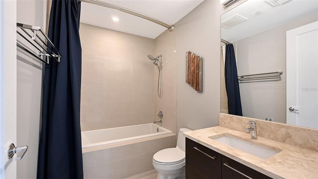 For Rent: $9,500 (2 beds, 2 baths, 1580 Square Feet)