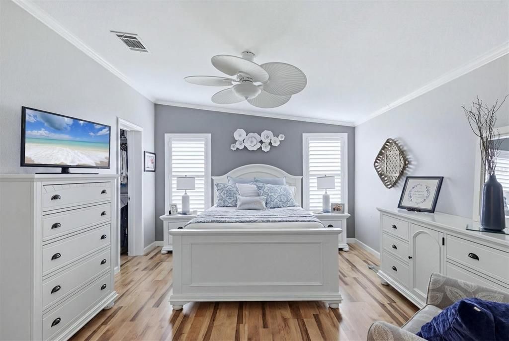 For Sale: $285,500 (2 beds, 2 baths, 1455 Square Feet)