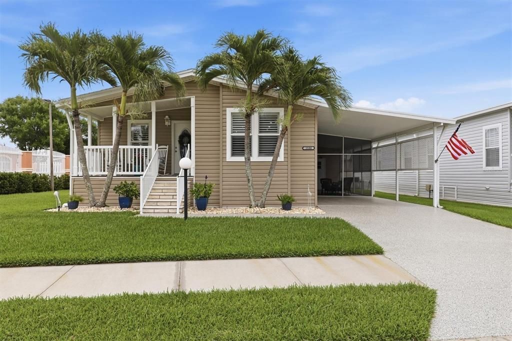 For Sale: $285,500 (2 beds, 2 baths, 1455 Square Feet)