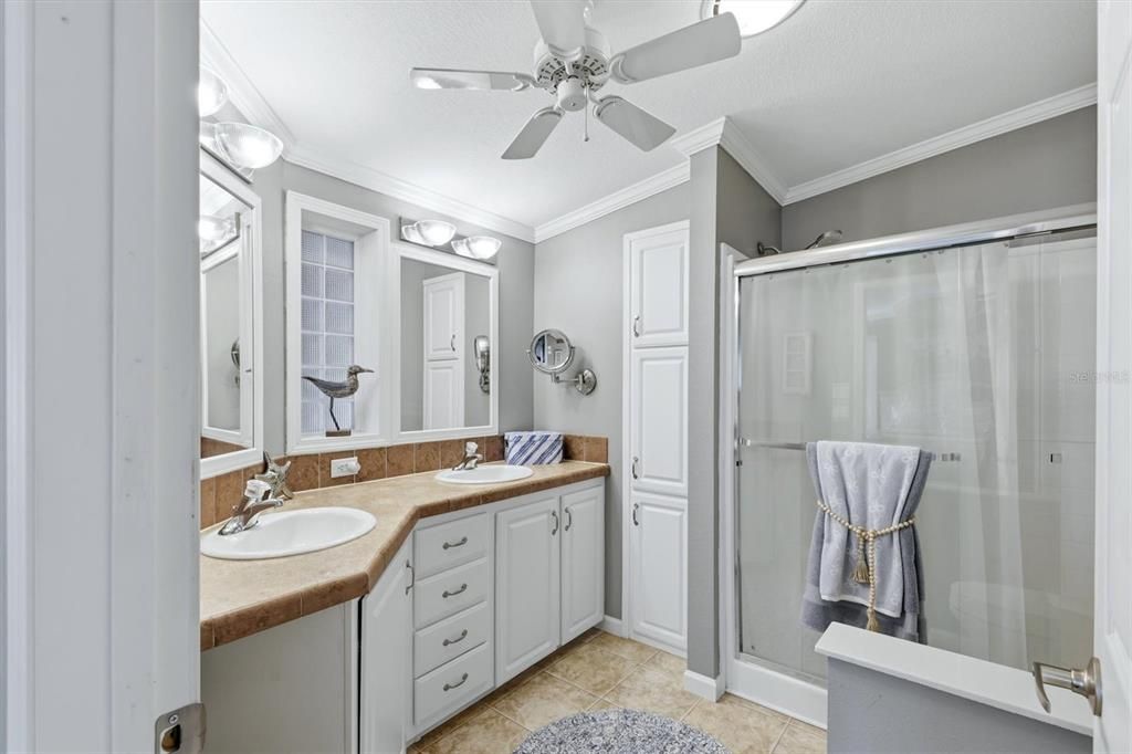 For Sale: $285,500 (2 beds, 2 baths, 1455 Square Feet)
