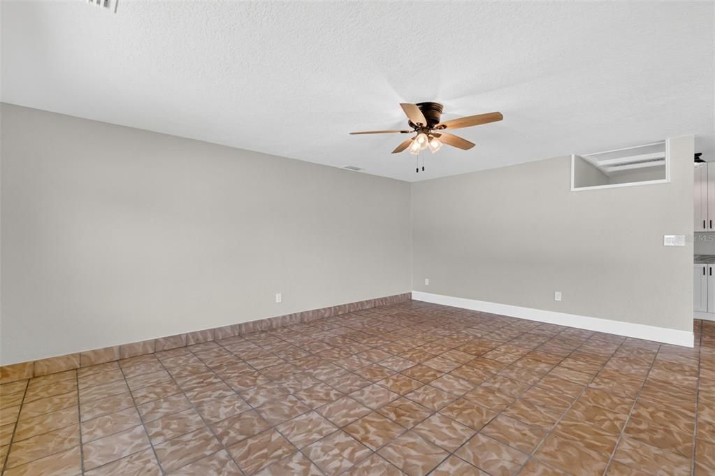 For Sale: $1,275,000 (7 beds, 0 baths, 3885 Square Feet)