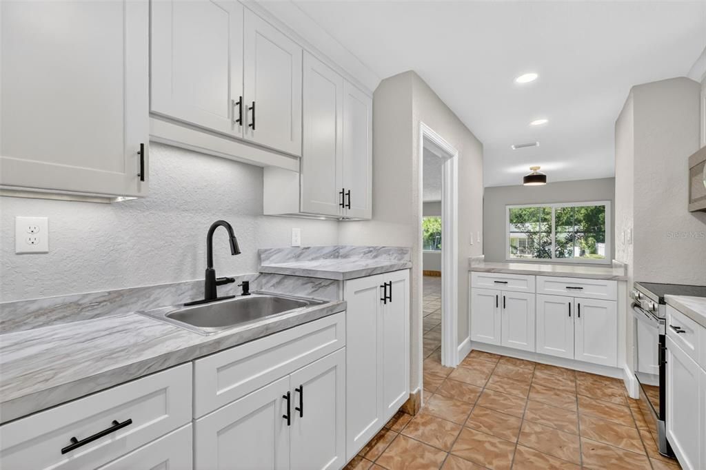 For Sale: $1,275,000 (7 beds, 0 baths, 3885 Square Feet)