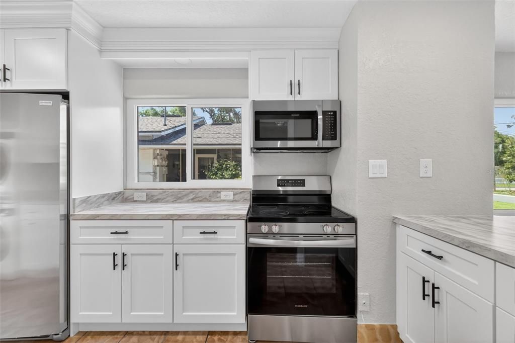 For Sale: $1,275,000 (7 beds, 0 baths, 3885 Square Feet)