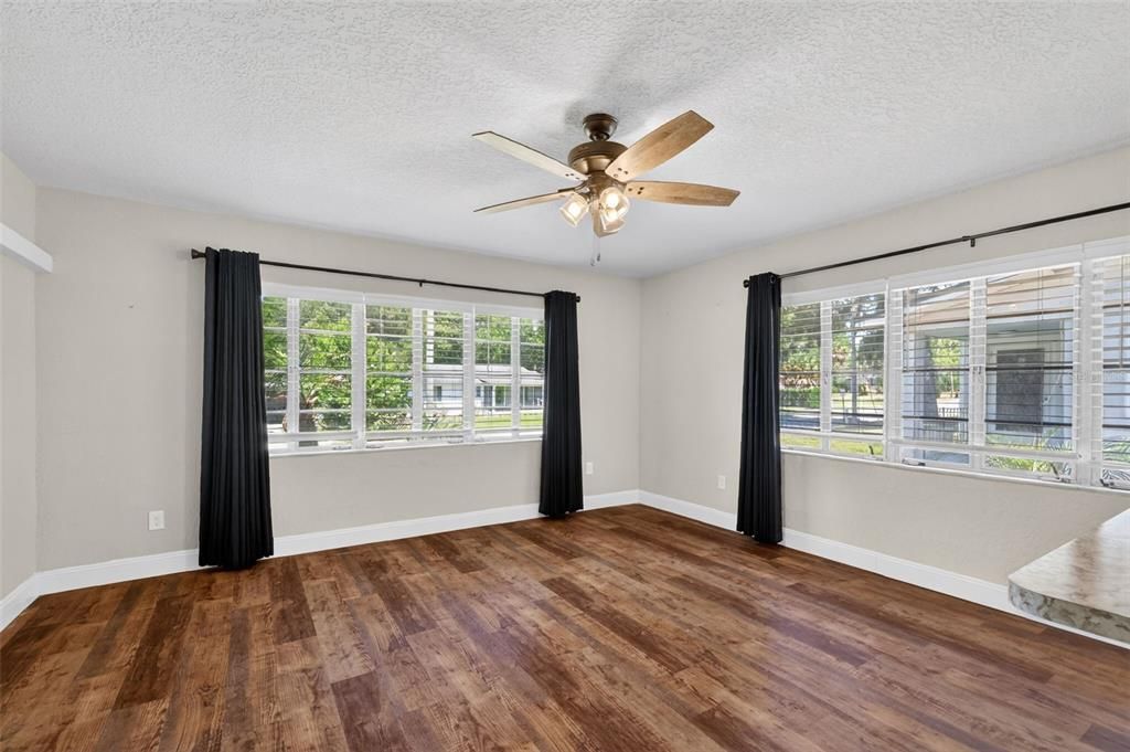 For Sale: $1,275,000 (7 beds, 0 baths, 3885 Square Feet)