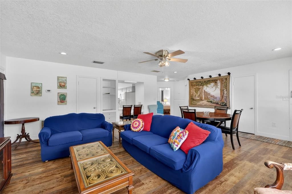 For Sale: $1,275,000 (7 beds, 0 baths, 3885 Square Feet)