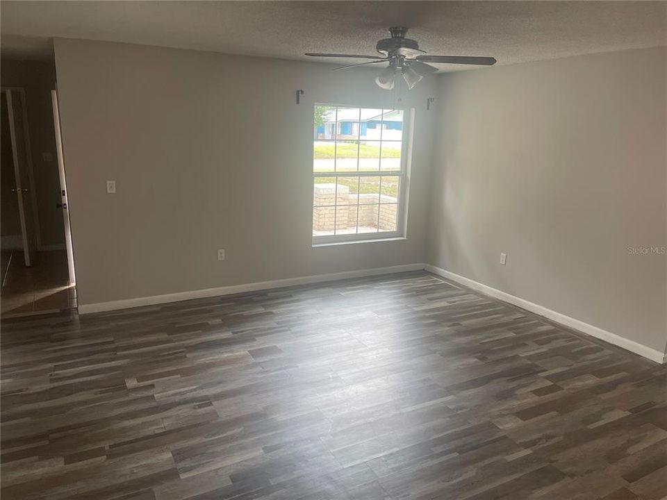 En Renta: $2,500 (4 camas, 2 baños, 1642 Pies cuadrados)