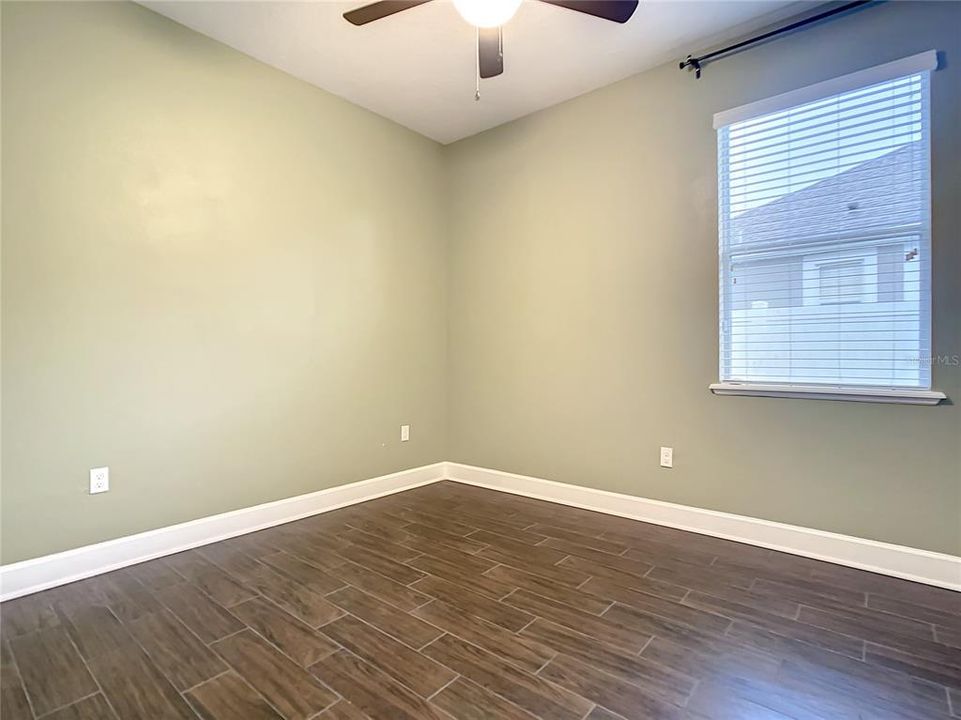 For Rent: $2,900 (3 beds, 2 baths, 1999 Square Feet)