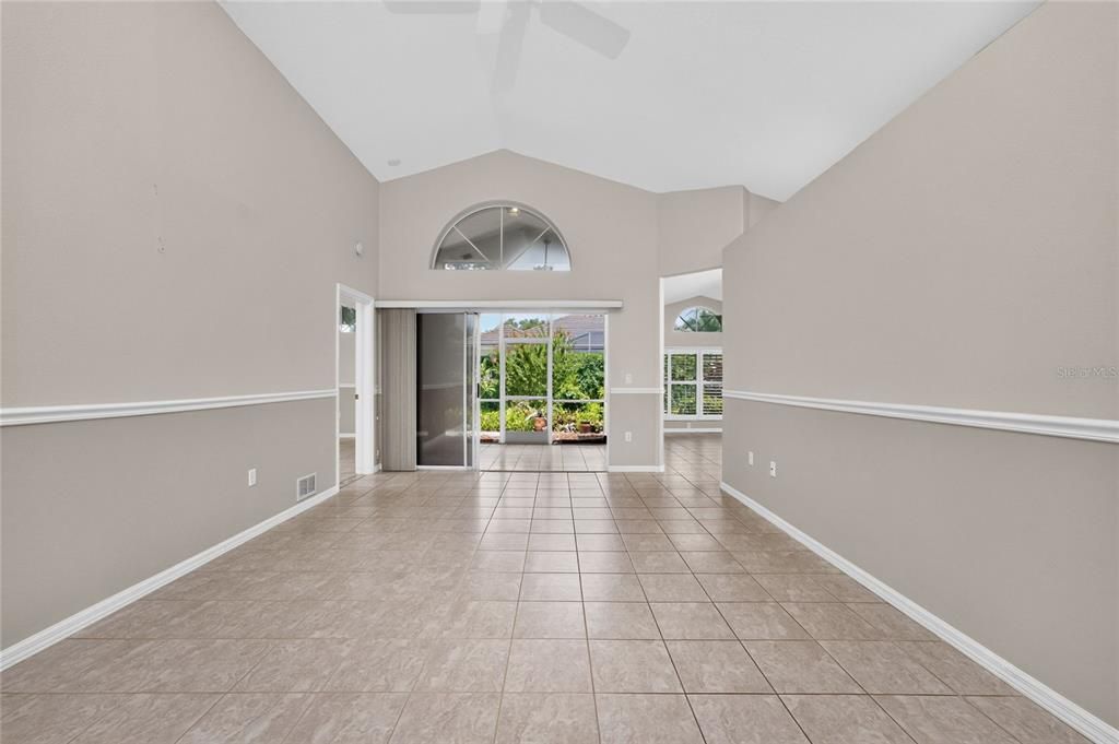 For Sale: $369,000 (3 beds, 3 baths, 1850 Square Feet)