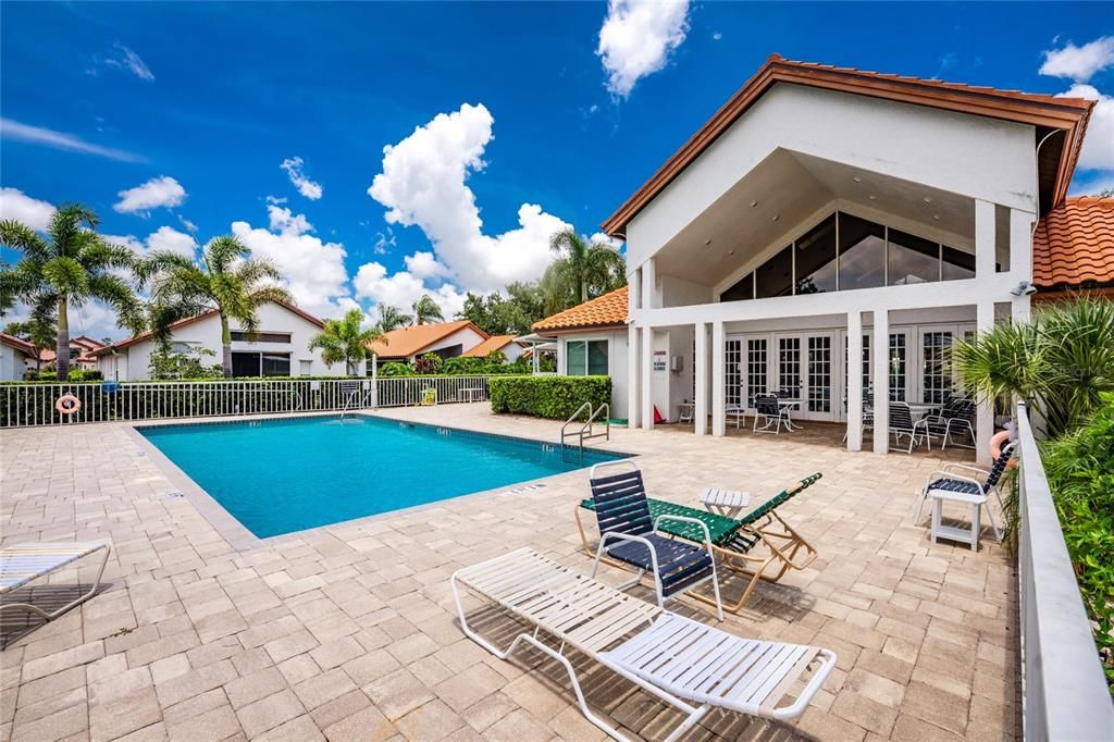 For Sale: $369,000 (3 beds, 3 baths, 1850 Square Feet)