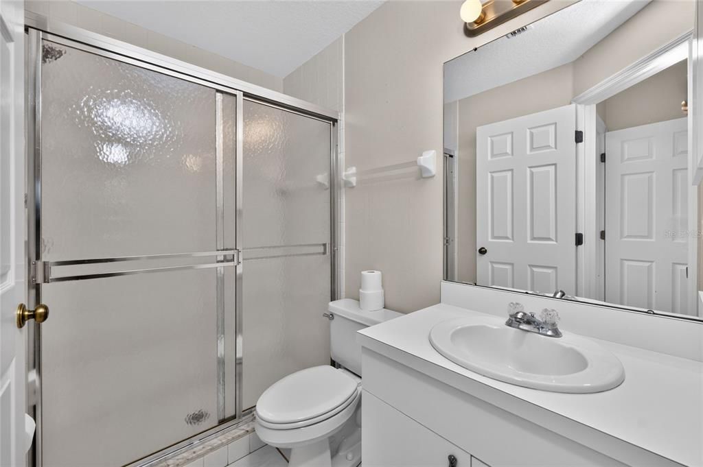 For Sale: $369,000 (3 beds, 3 baths, 1850 Square Feet)