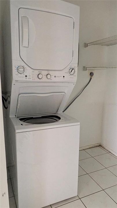 For Rent: $2,000 (2 beds, 2 baths, 1235 Square Feet)
