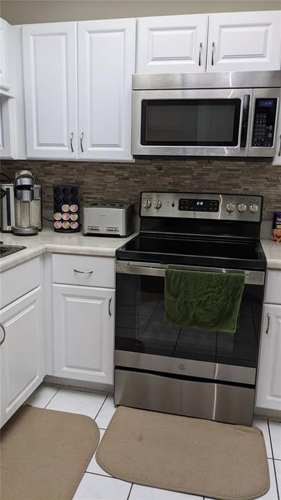 For Rent: $2,000 (2 beds, 2 baths, 1235 Square Feet)