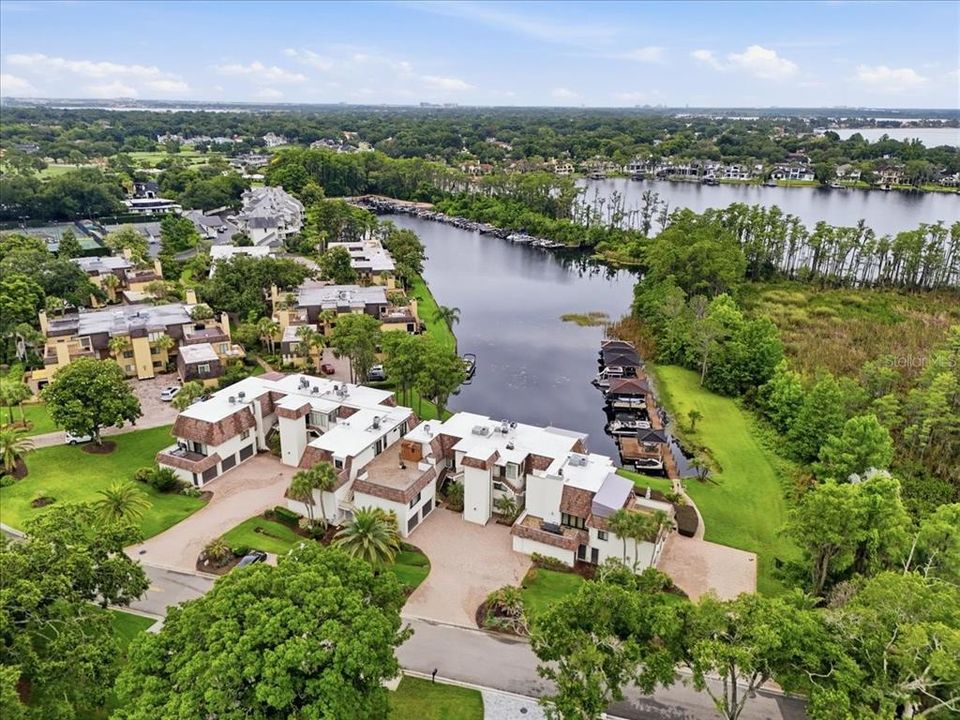 For Sale: $929,000 (2 beds, 2 baths, 2155 Square Feet)