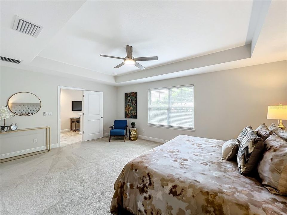 В аренду: $2,975 (3 спален, 2 ванн, 1672 Квадратных фут)