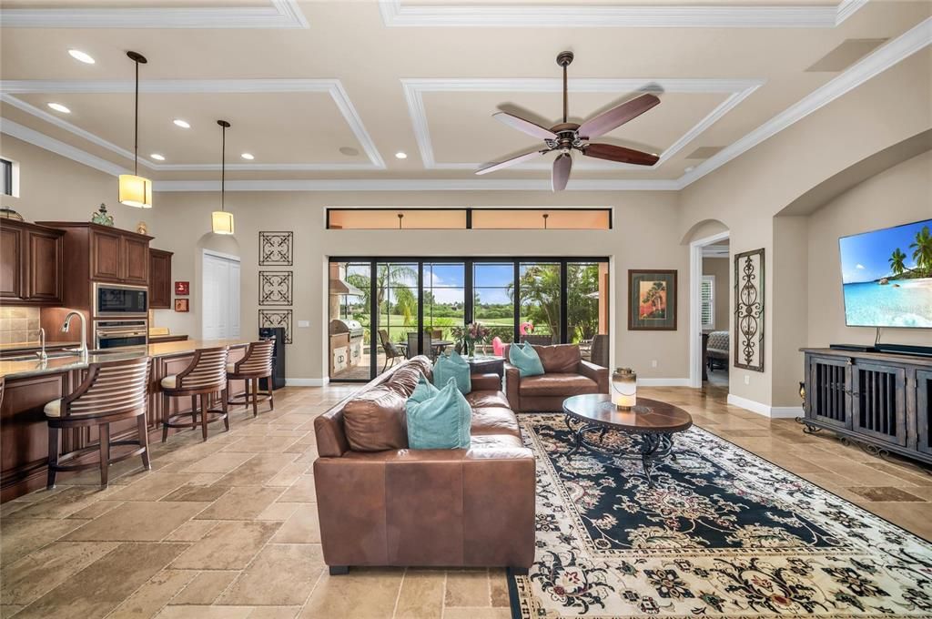 For Sale: $798,000 (2 beds, 2 baths, 2326 Square Feet)