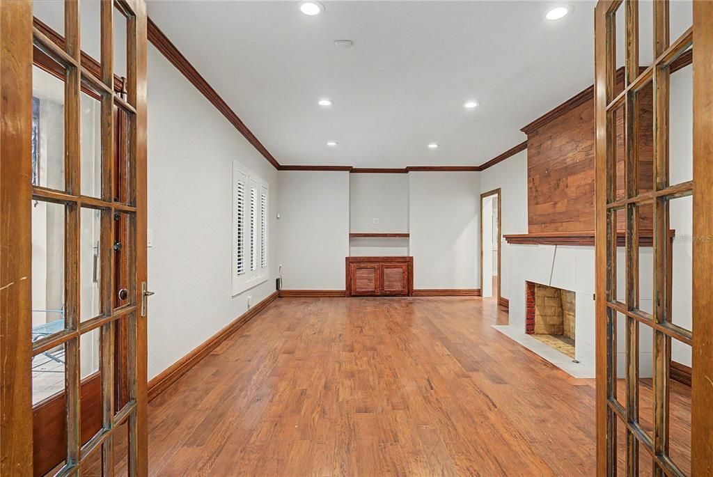 En Venta: $525,000 (3 camas, 3 baños, 2376 Pies cuadrados)