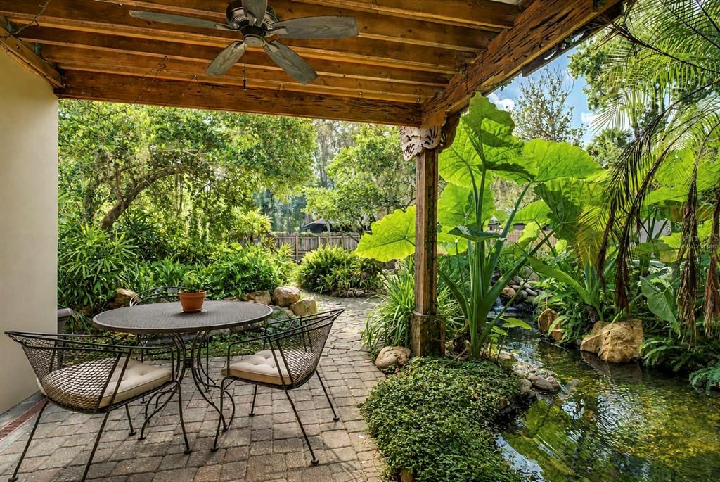 En Venta: $525,000 (3 camas, 3 baños, 2376 Pies cuadrados)