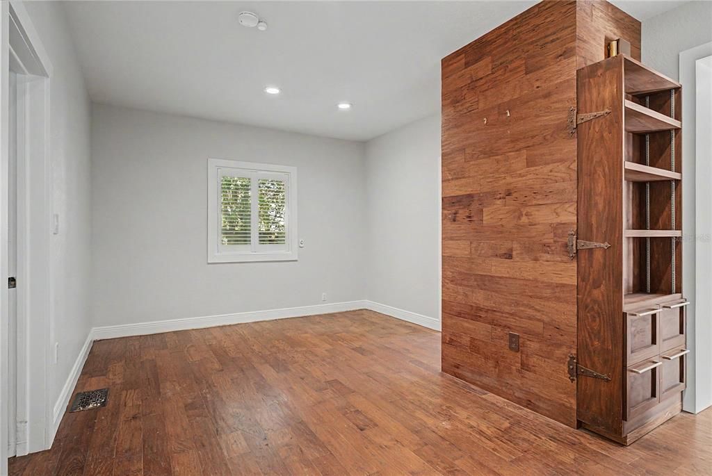 En Venta: $525,000 (3 camas, 3 baños, 2376 Pies cuadrados)