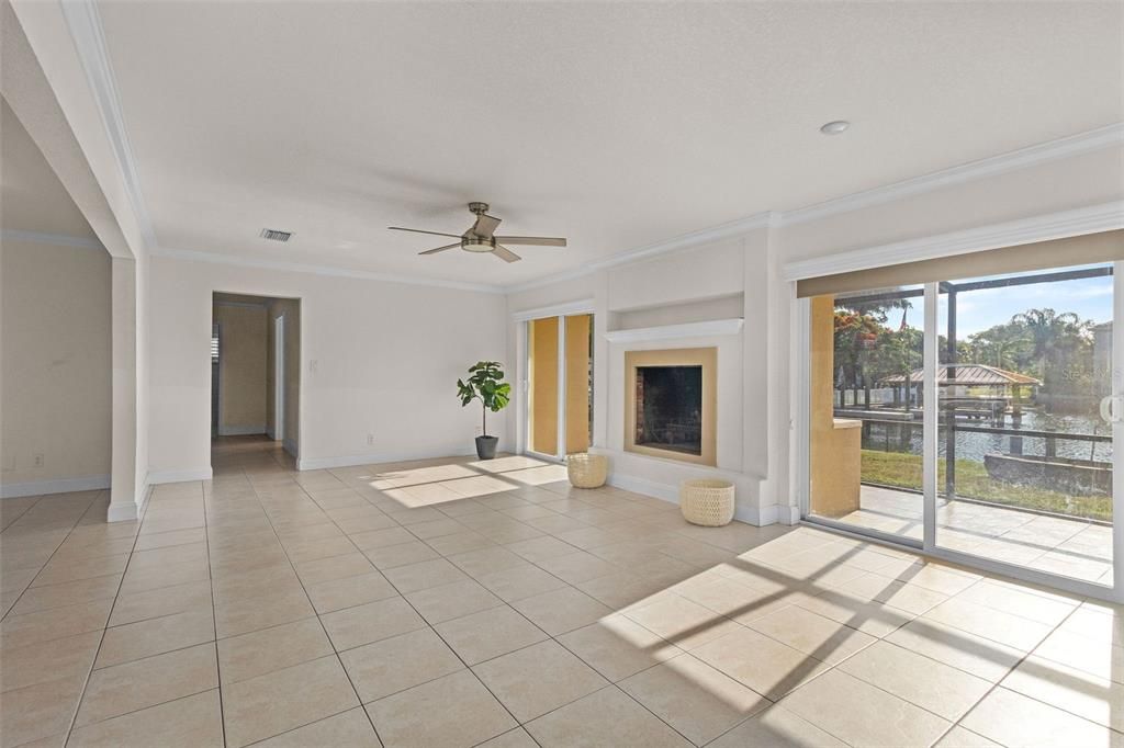 En Venta: $720,000 (3 camas, 2 baños, 1885 Pies cuadrados)
